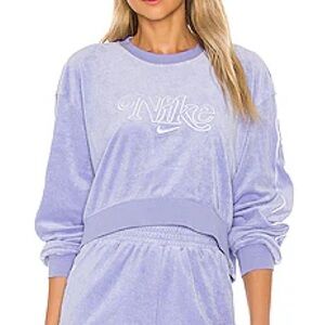 Nike crewneck cropped sweatshirt medium